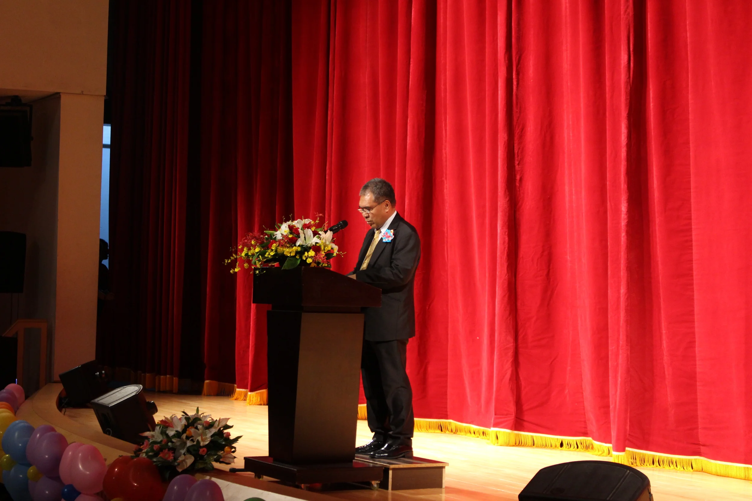 Ambassador Minute Alapati Taupo/陶敏德大使
