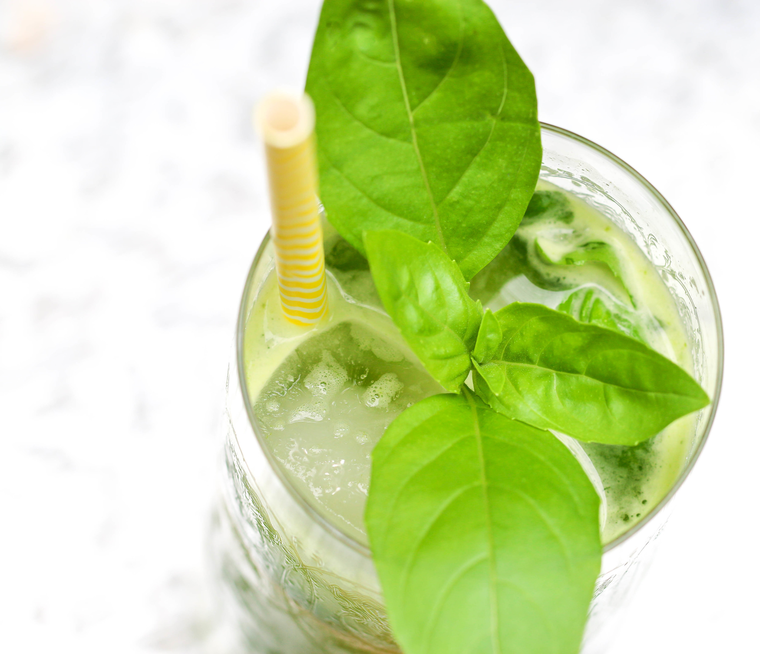 basil lemonade2.jpg