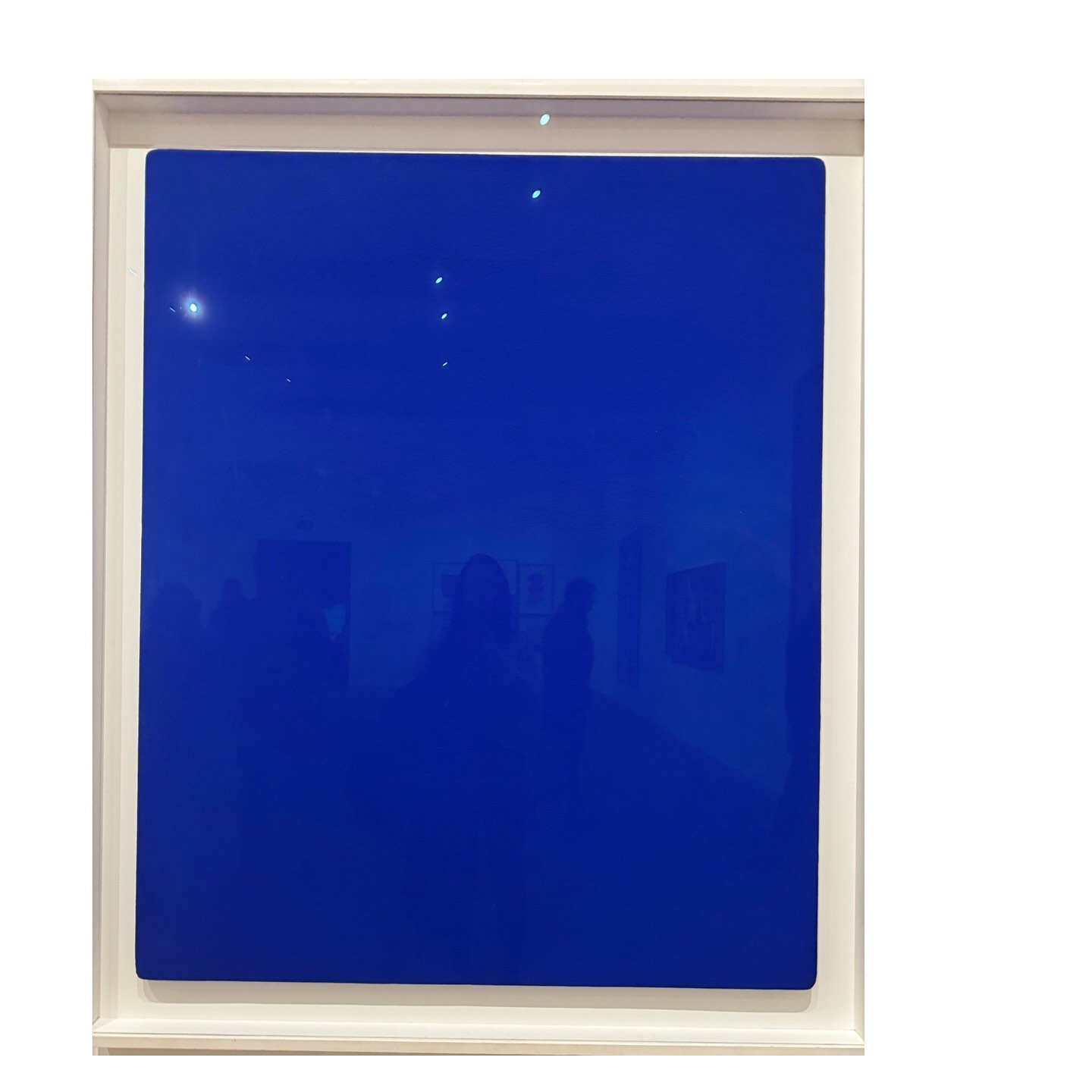 🌊 Part 1: The Invitation &ndash; Living in the Blue

Since I decided to create this brunch, it feels like blue has been following me around. Or maybe I&rsquo;ve been following it.

I&rsquo;ve started noticing it everywhere. The pale softness of the 