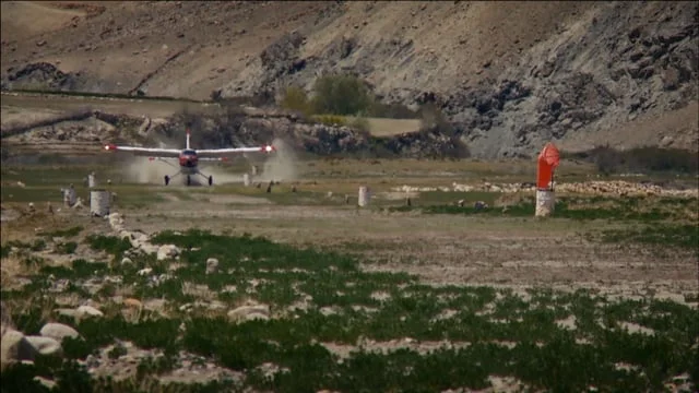 National Geographic - Snow Leopard (EXCERPT)