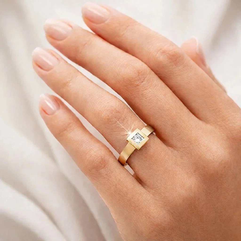 Handbild Focus Diamant.jpeg