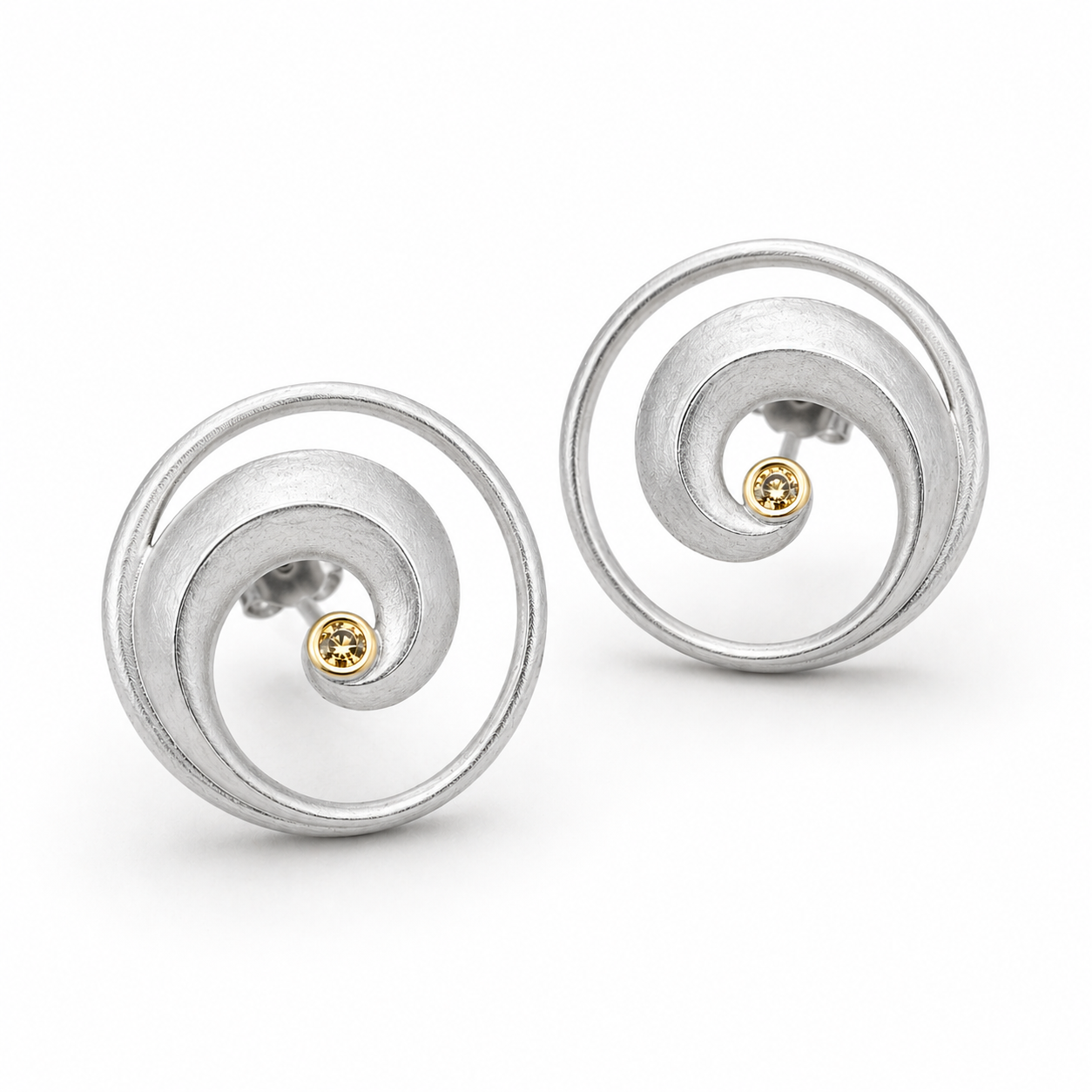 moderne-silberne-spiralorhstecker-goldtopas.png