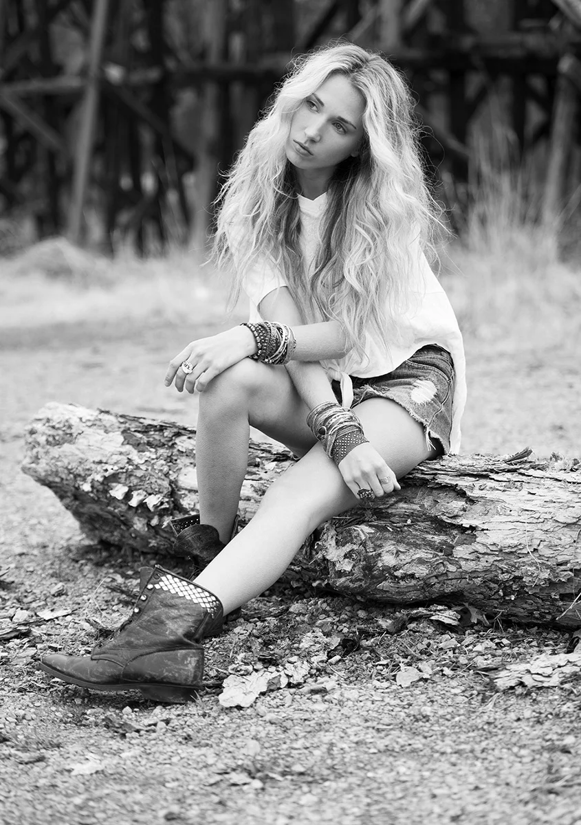 Tancy-26bwsmall.jpg