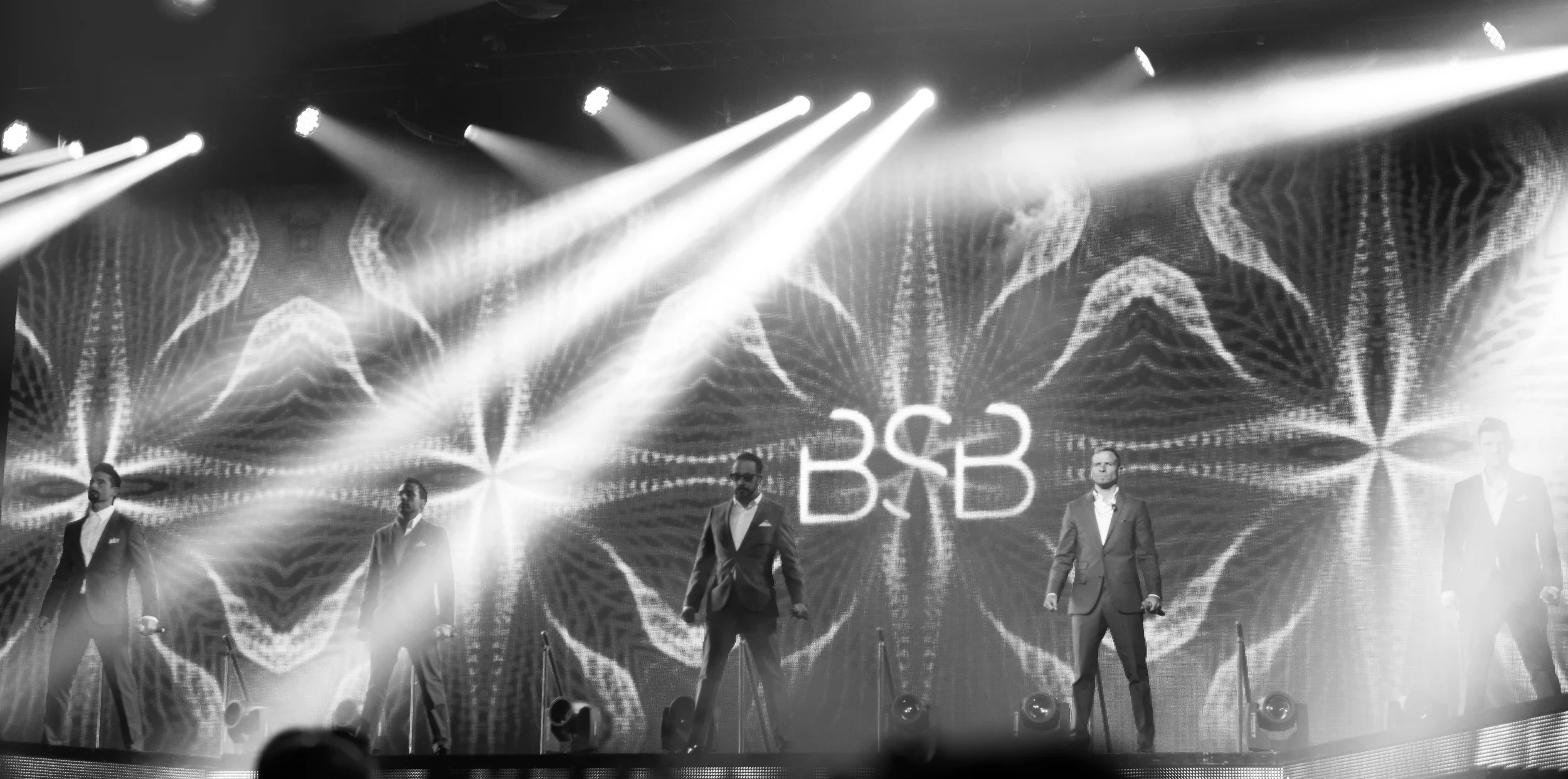 BackstreetBoys_Cincinatti2014-43bw.jpg