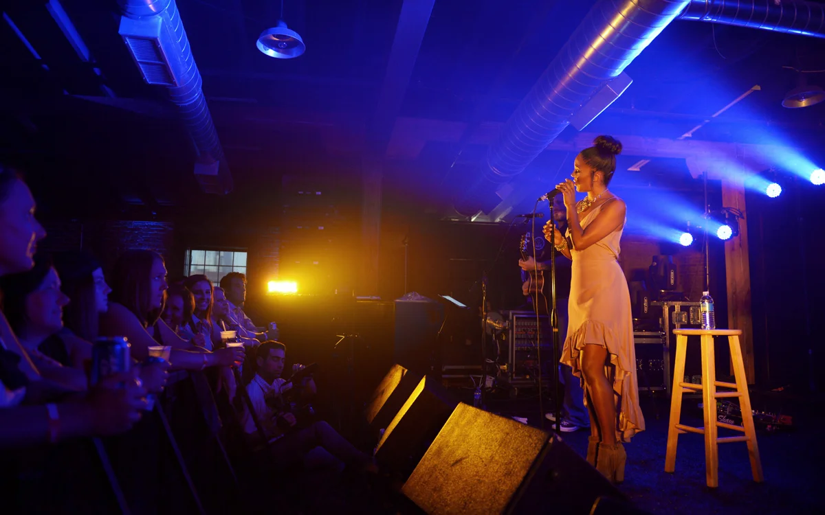 Pandora_LoveandTheft_Top33-24.jpg