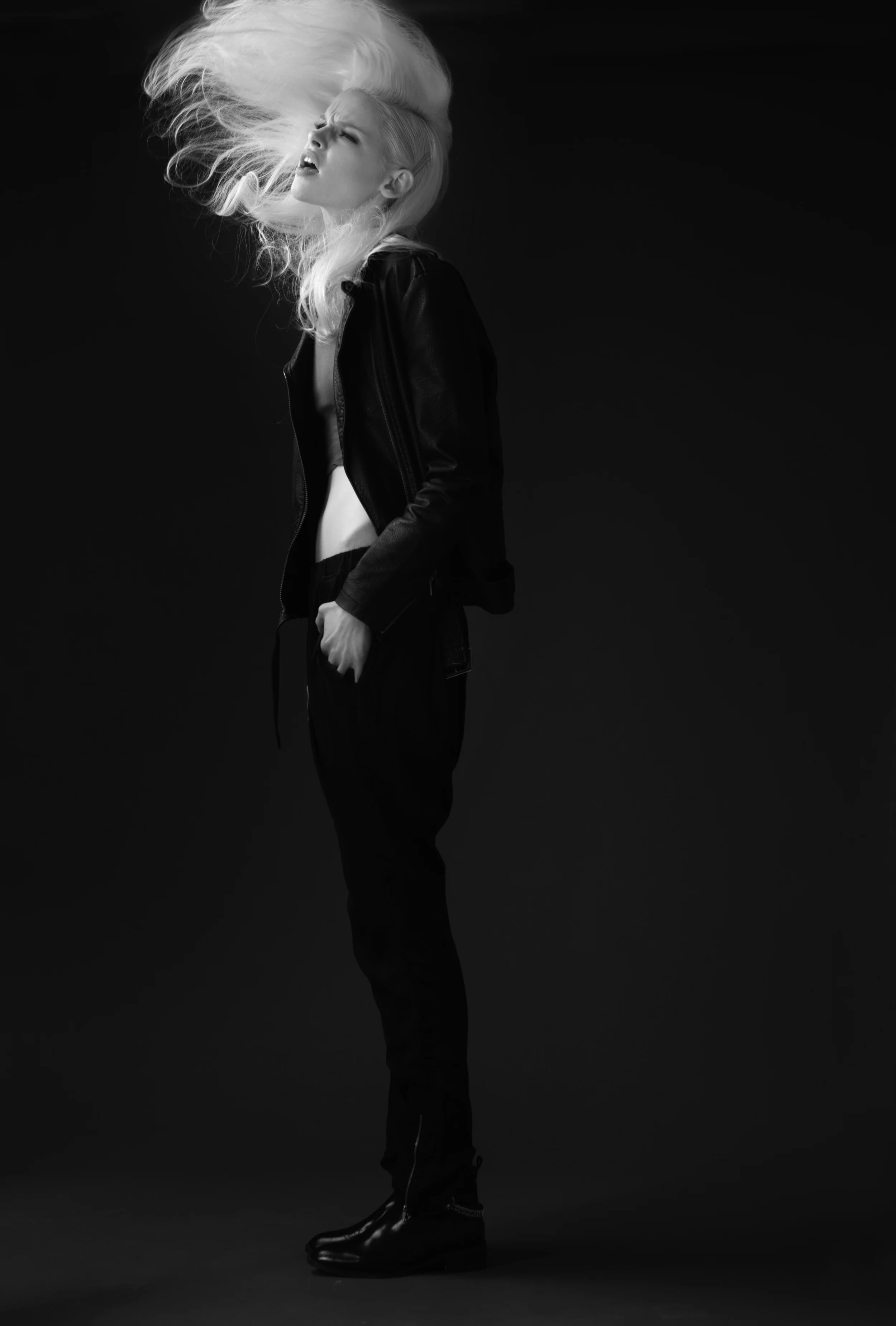 CourtneyShallcross-65bw.jpg