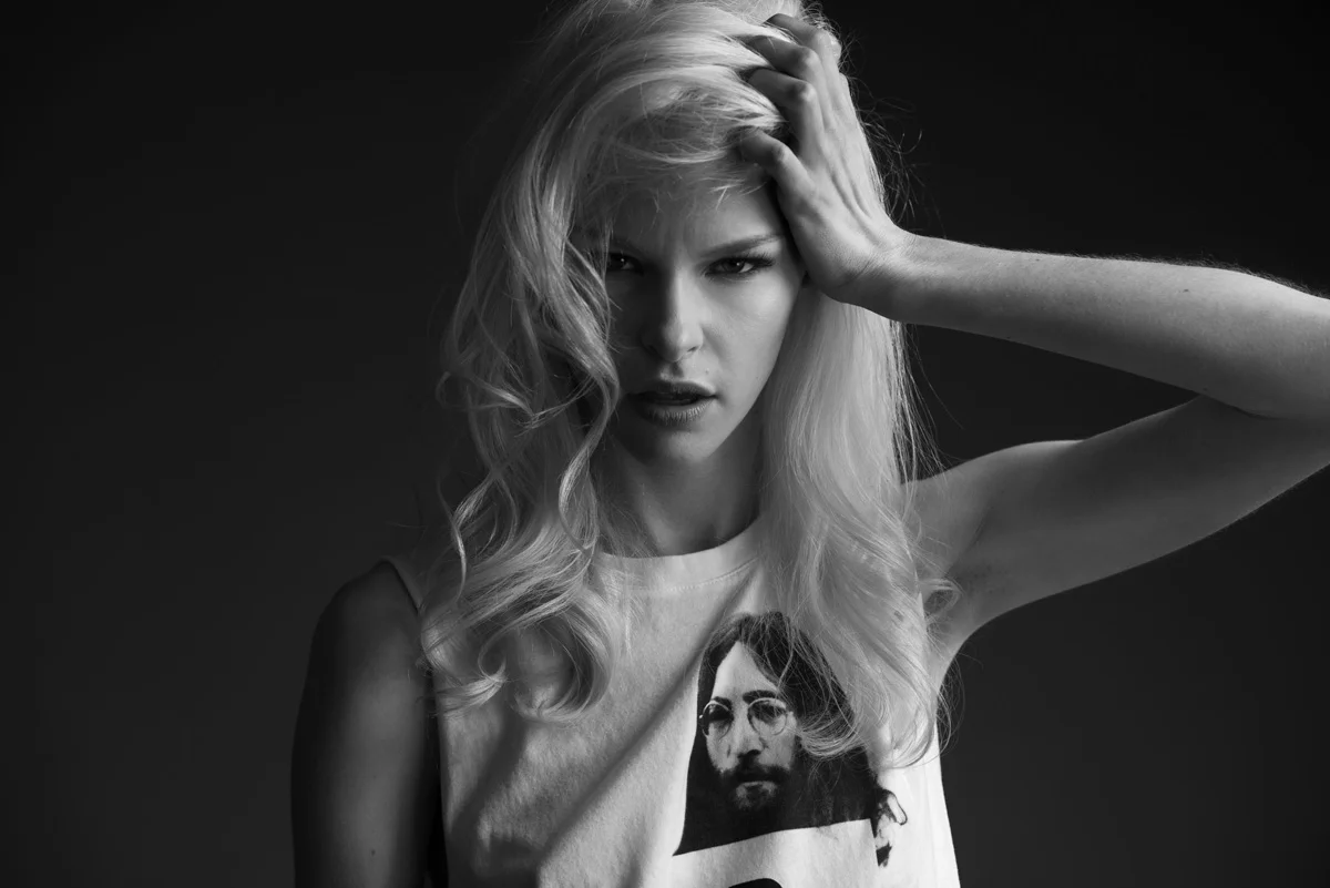 CourtneyShallcross-26bw.jpg
