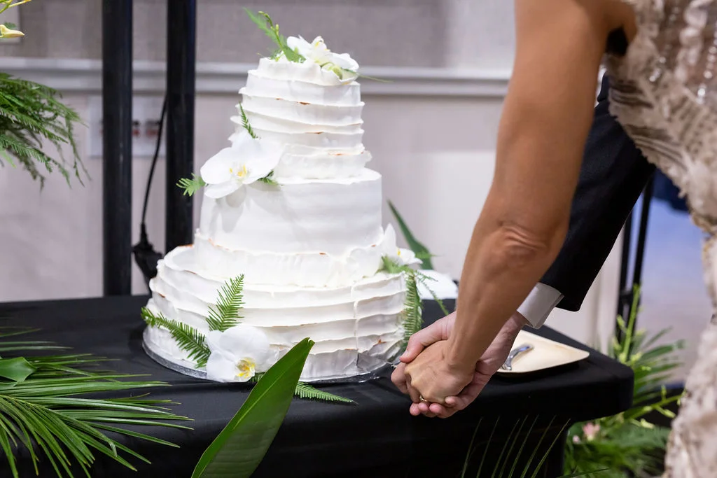 EmilyandVic_WEDDING_BrienneMichelle_Reception_016.jpg