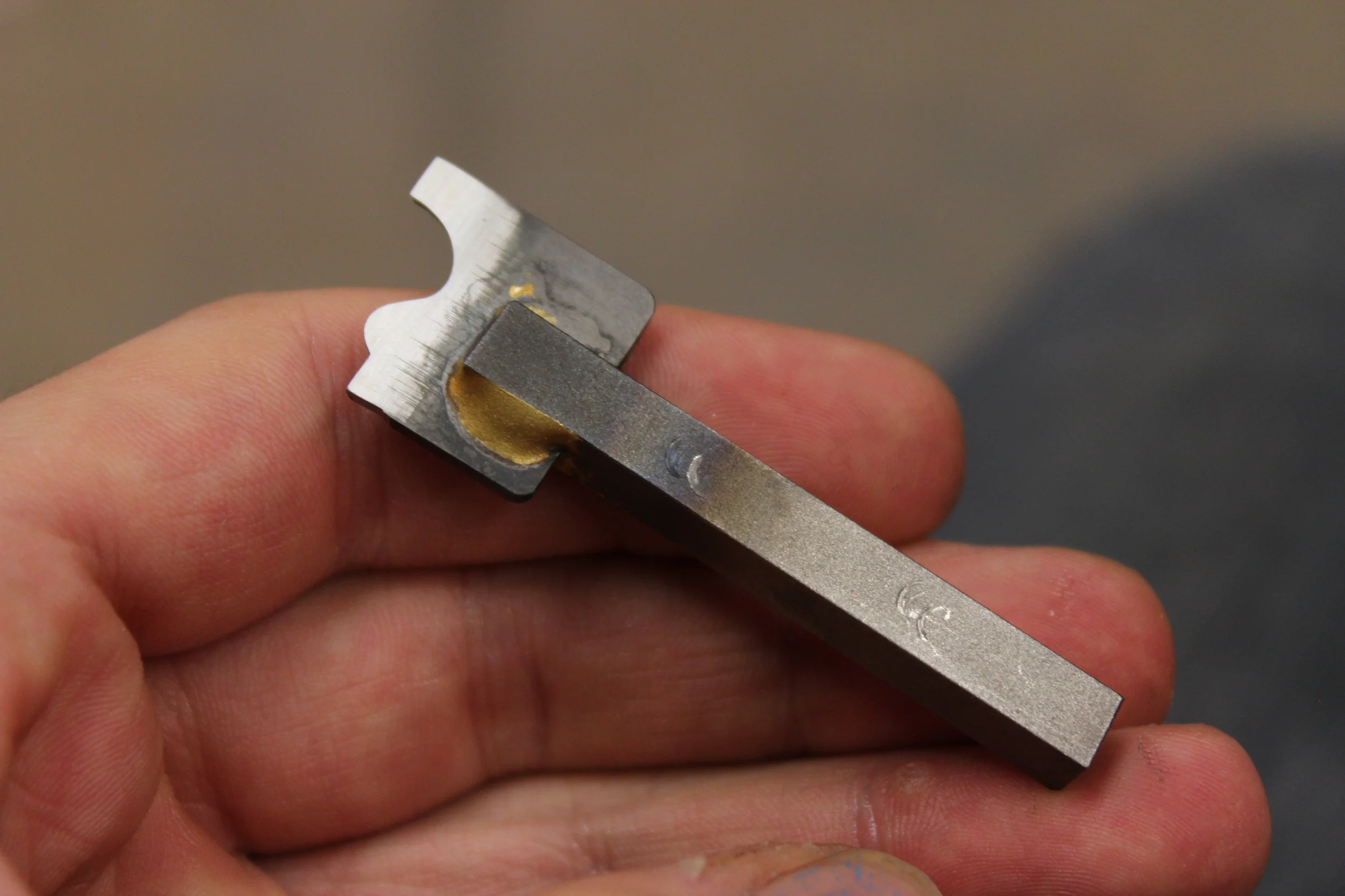 Finished knob cutter