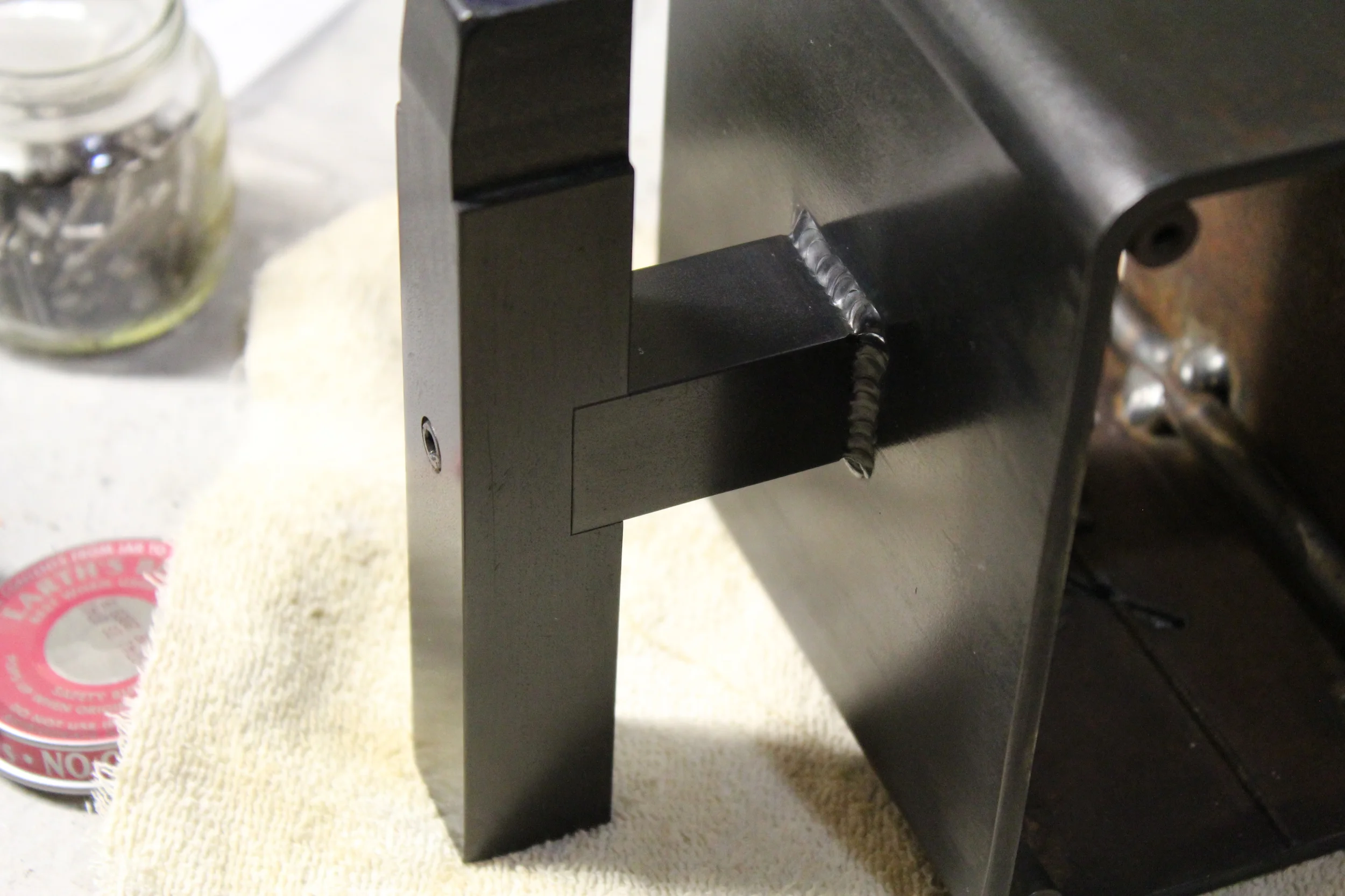 Detail of the control box mount