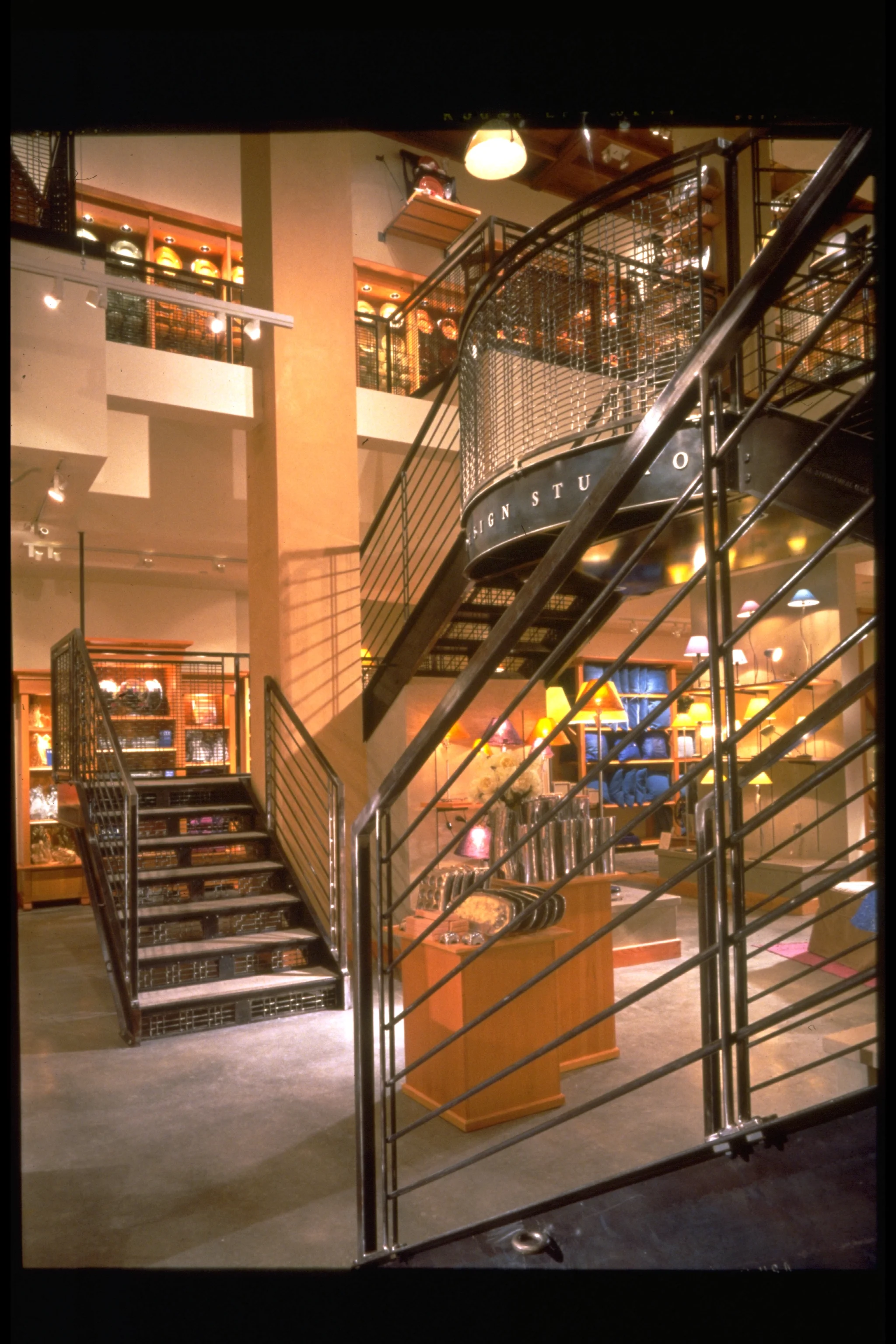  Pottery Barn, PA 