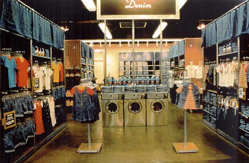  Old Navy 