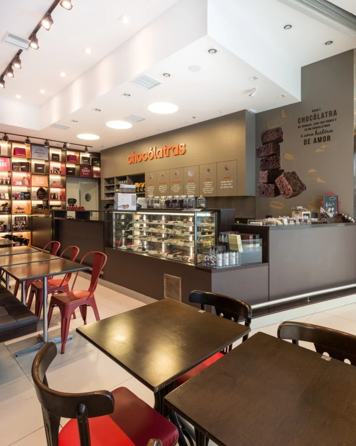 Chocolatras-Store-by-Studio-Cinque-Porto-Alegre-Brazil-12.jpg