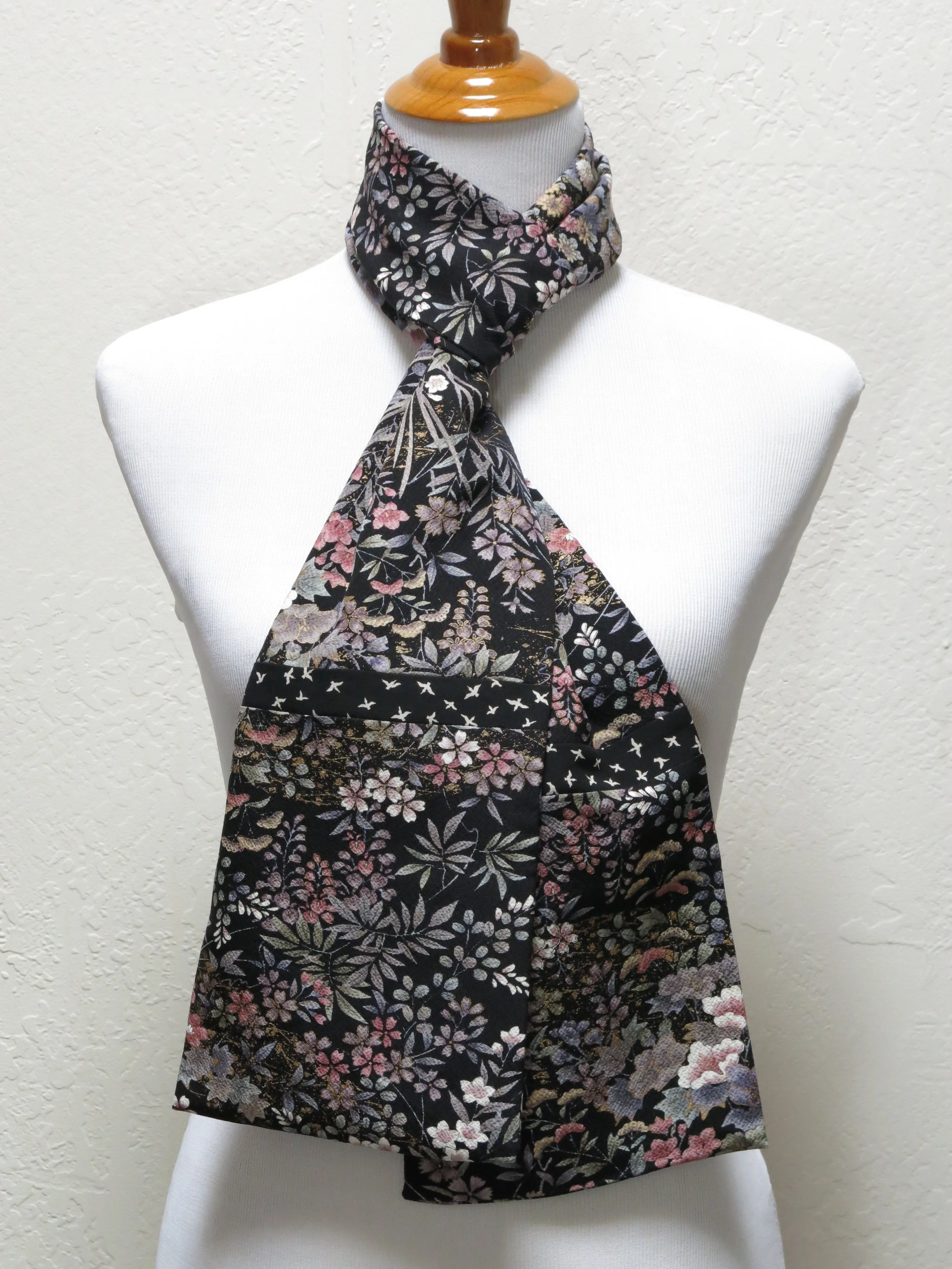 Black Garden Straight Silk Scarf