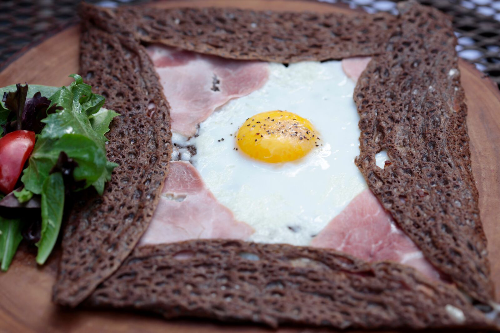 Black Flour Crepes