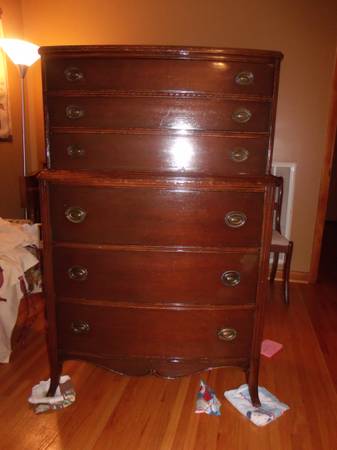 Antique Dresser $75 - Great price for this!