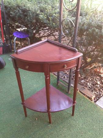Corner Table $15 - Great price for a cute little table. 
