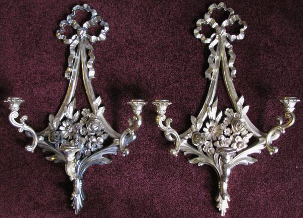 Pair of Sconces $25 - Such a pretty pair of sconces. I can picture these in a nursery or a little girl's room. 