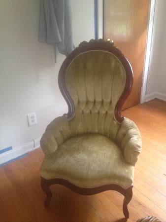 Antique Victorian Parlor Chair $115 - I think this would look great with the cherry stained wood part painted. 