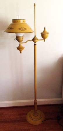 Vintage Tole Floor Lamp $90 - Tole lamps are classic vintage lamps and come in a variety of styles and colors. The floor lamps like this one easily sell for over $100. 