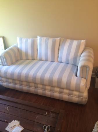 Striped Couch $150 - With the right decorative pillows I think this couch could be really cute. 