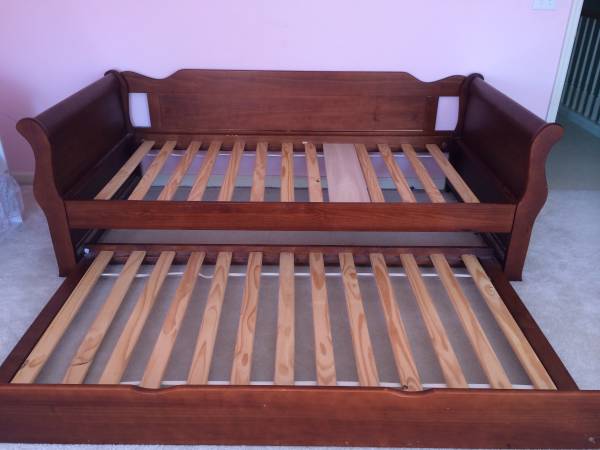 Daybed with Trundle $100 - This is a great price. 