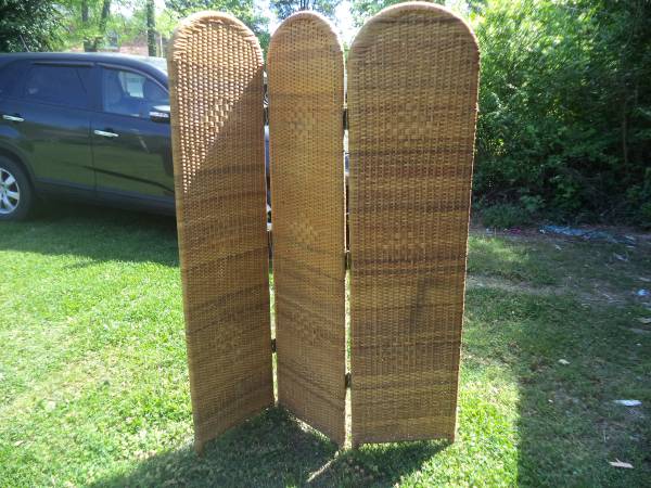 Wicker Screen $25 - This could look really nice painted. 