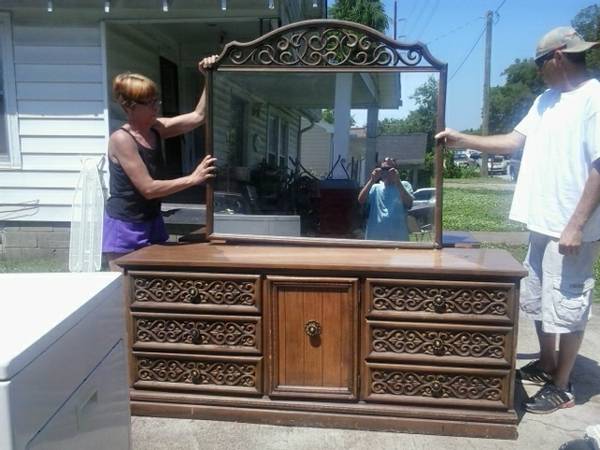 Dresser with Mirror $40 - I think this dresser would look great painted and for $40 its a good deal. 