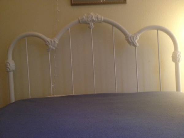 White Floral Headboard $30 - This is for a double bed, would be adorable for a little girl's room. 