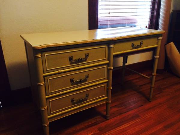 Faux Bamboo Desk $75 Love, love, love these desks. For those of you who have been following the site for awhile you know I love faux bamboo furniture and this desk is a great example. This beauty just needs a coat of paint (any color) and it will be fabulous. To see some examples of some painted bamboo desks visit my Pinterest page. See on Pinterest View on Craigslist 