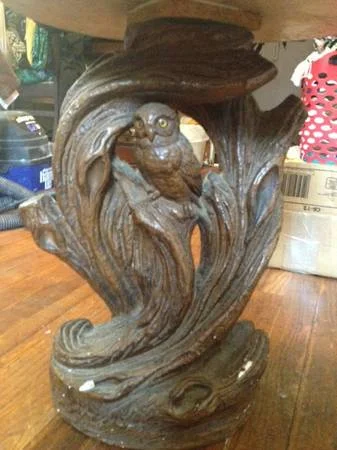 Owl Table$15This is a pretty interesting and unique piece and for $15 could be a fun statement piece in your room.View on Craigslist&nbsp;
