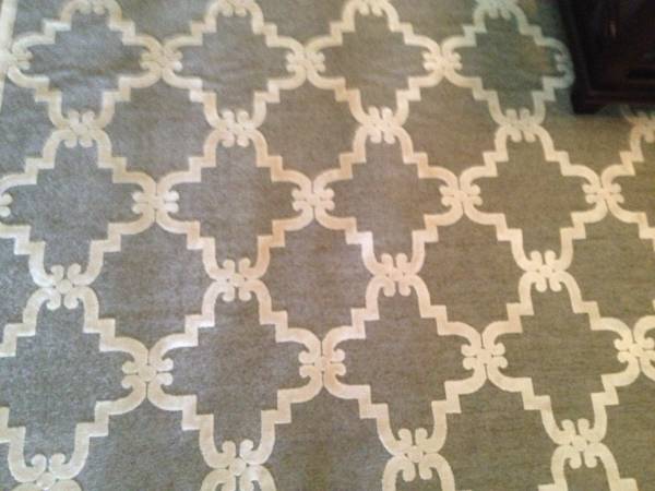 NuLoom Trellis 9' x 12'7" Rug $250 This rug is from Overstock and currently sells for $453.89 - it is just a week old and is too large for the seller's space. View on Craigslist 
