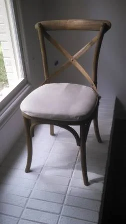 Set of 8 Restoration Hardware Chairs $400 These would work really well with the Restoration Hardware table I spotted today from another seller. These chairs are currently on sale for $99 each. View on Craigslist 