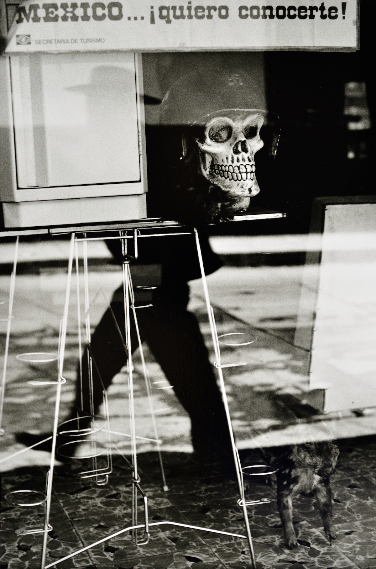 Graciela Iturbide "Mexico...I want to get to know you!", Chiapas, Mexico, 1975 11 x 14 inch Vintage Gelatin Silver Print