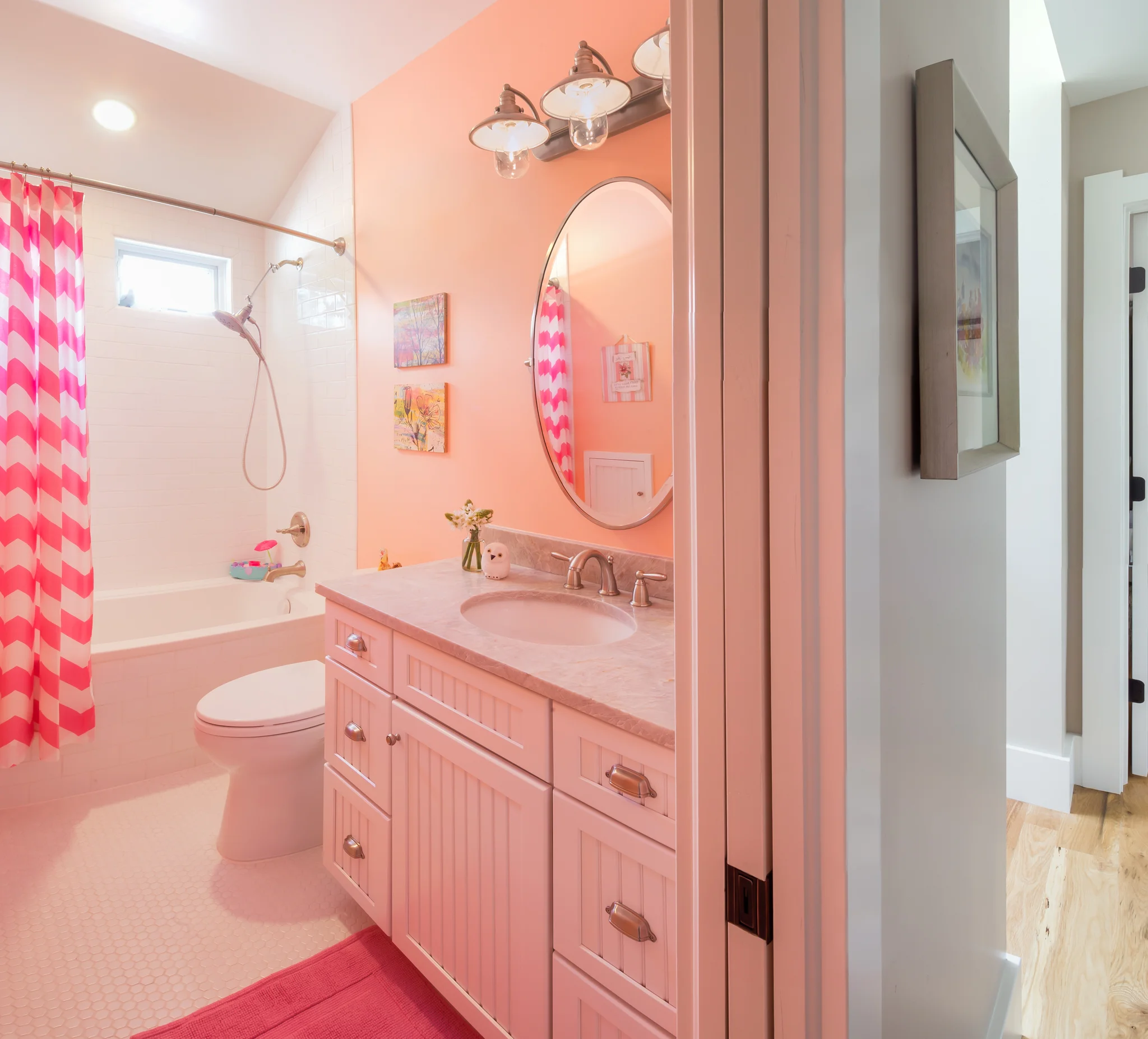 Bathroom Design by Laura Medicus Interiors