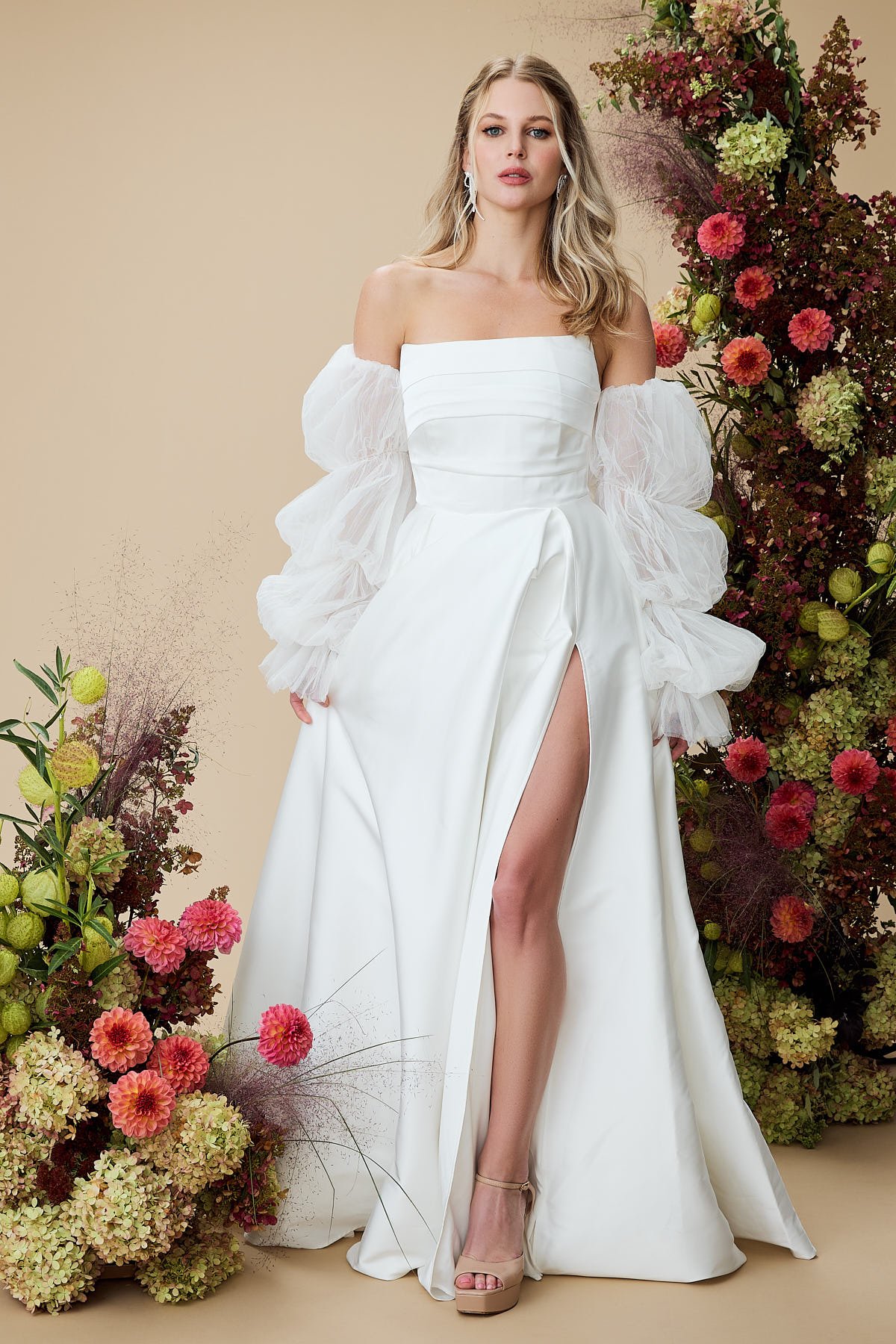 23-1015_bridal-fashion_0832.jpg