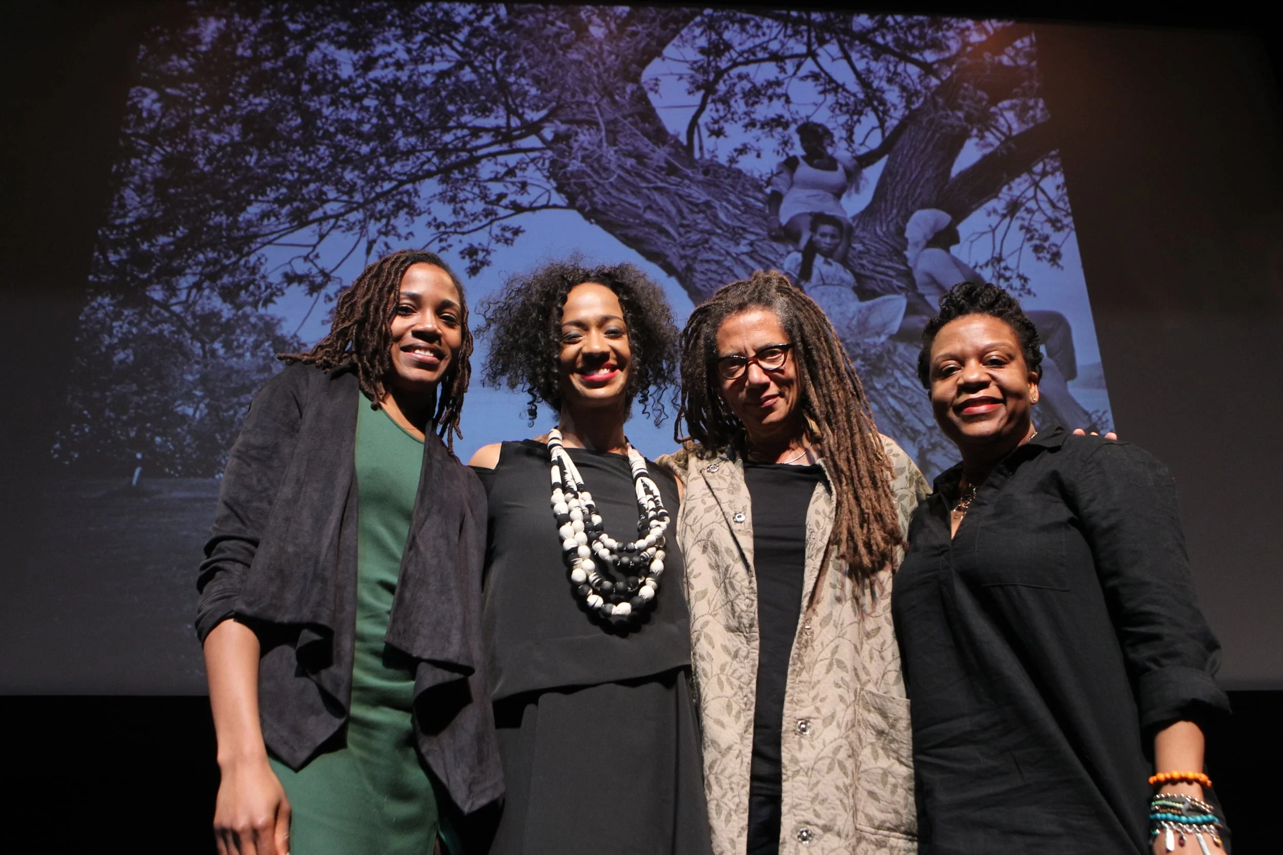 The Eyes Have It: Poetry and Photography (Reading)