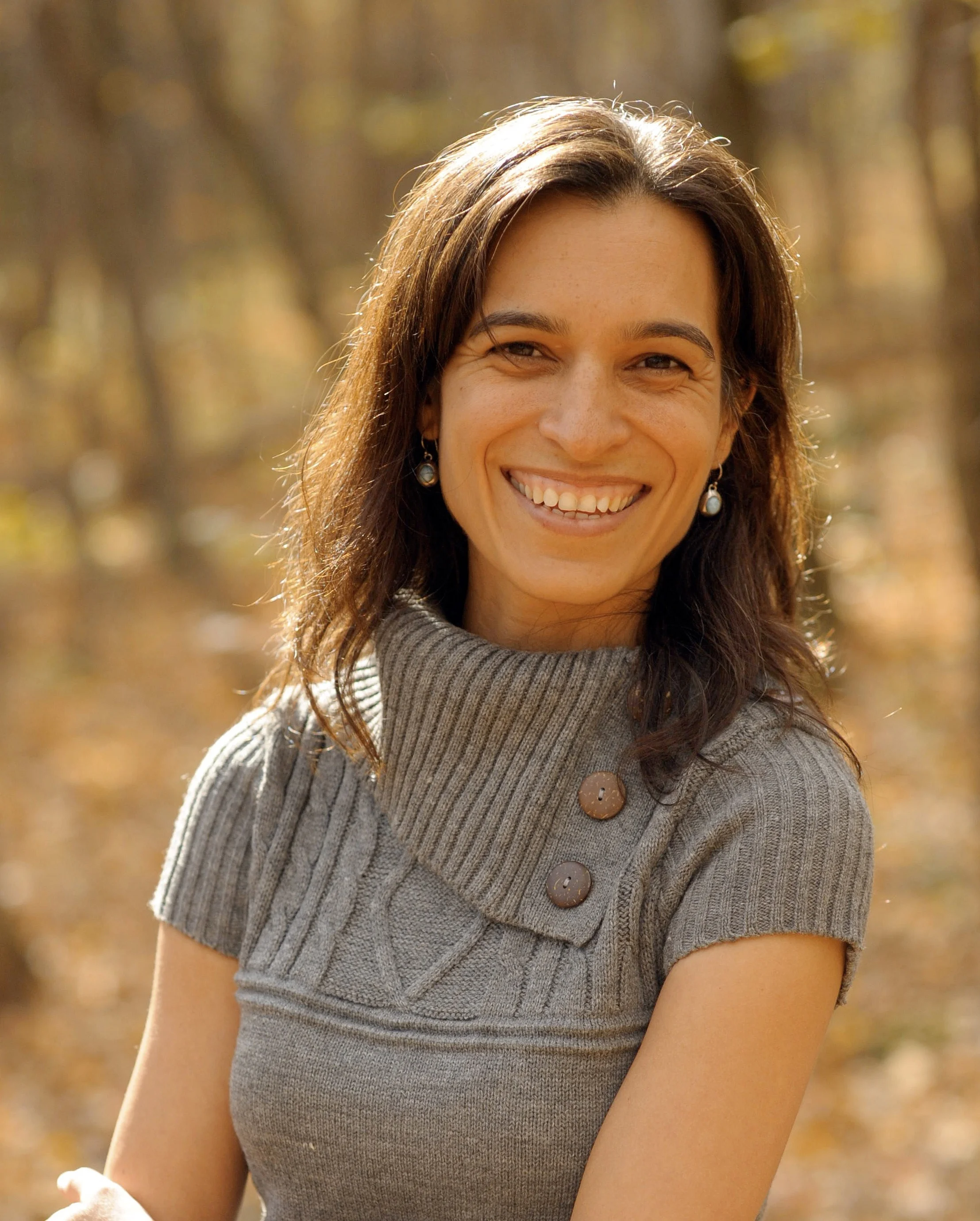 neela.authorphoto (1).jpg