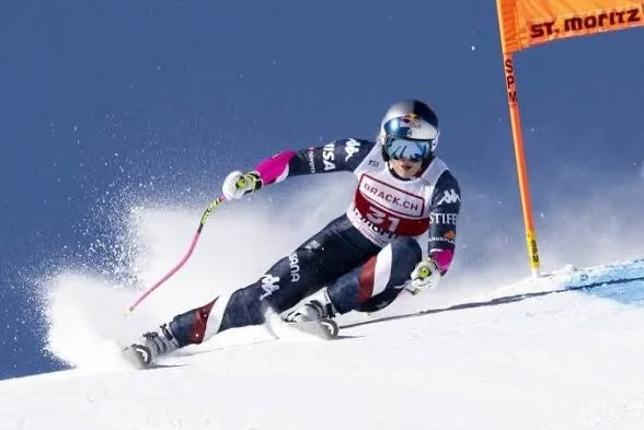 Lindsey Vonn is the greatest American athlete.