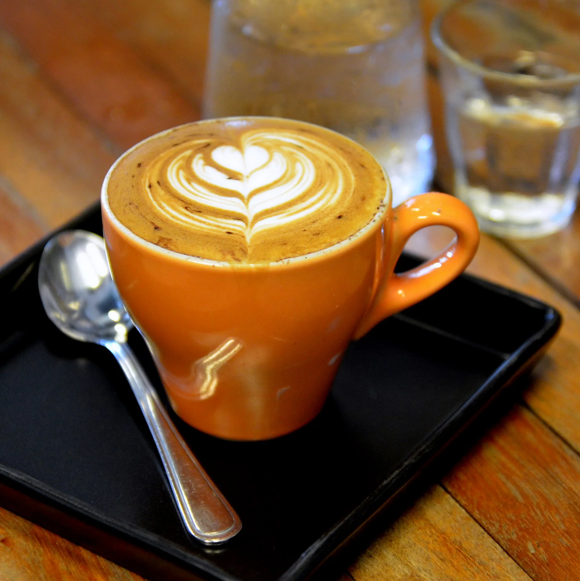 Latte_art_cappuccino.jpg