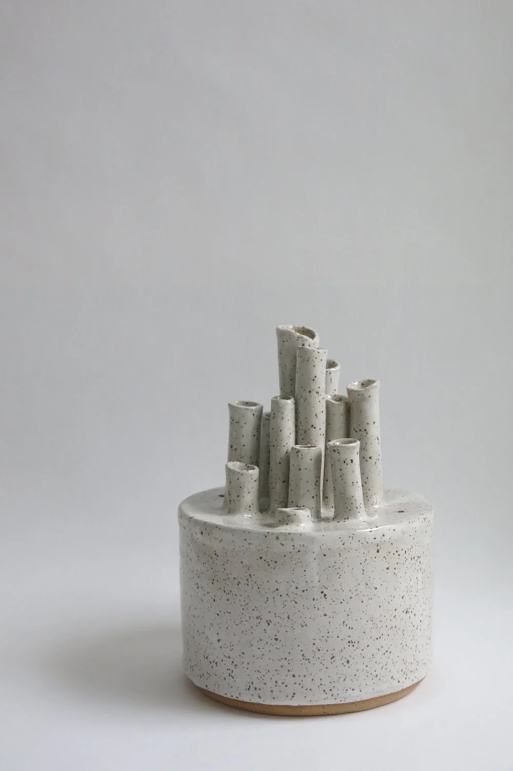 The “freckles” on a white Ikebana we know and adore at FOUND.