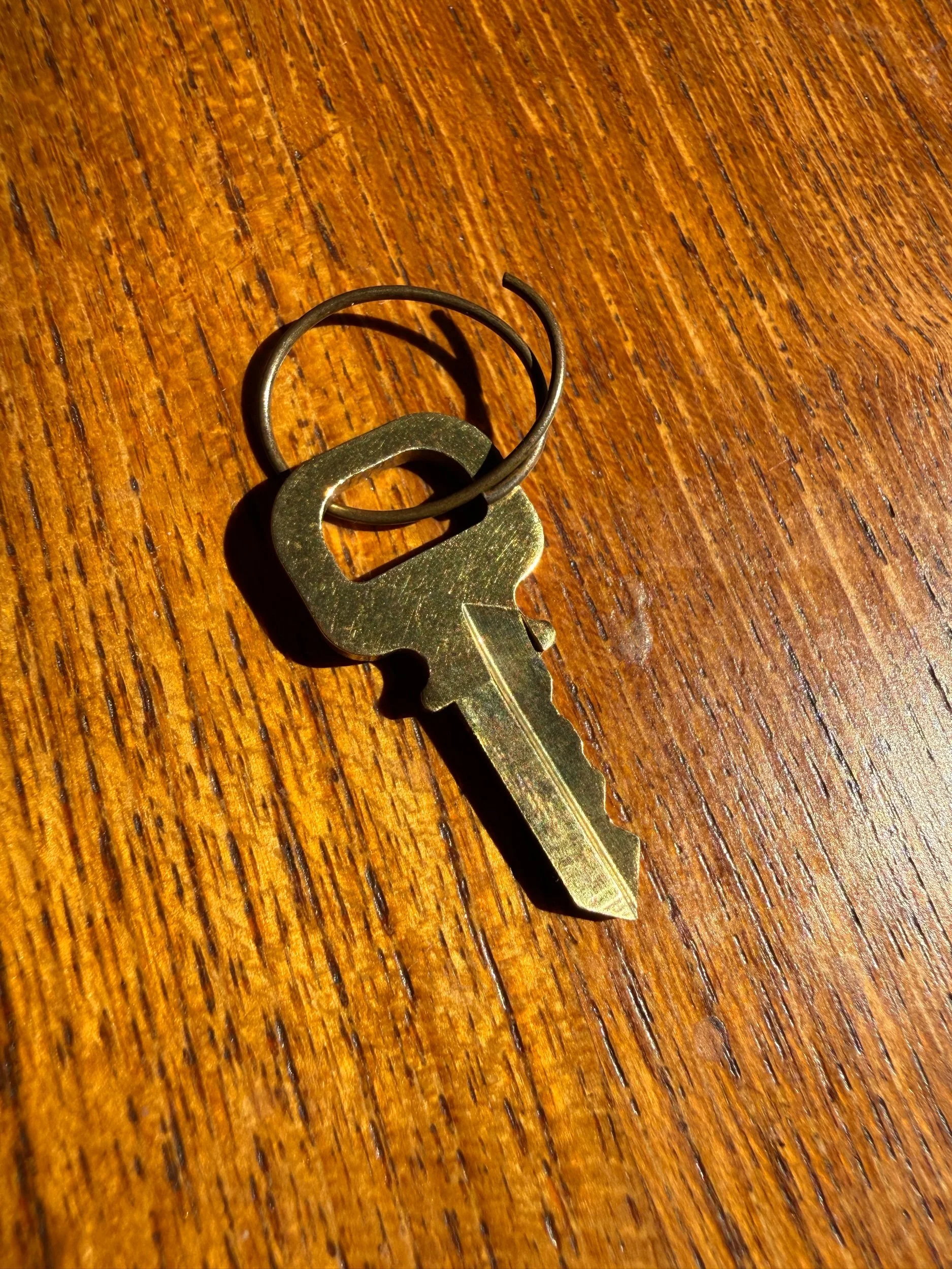 LV key