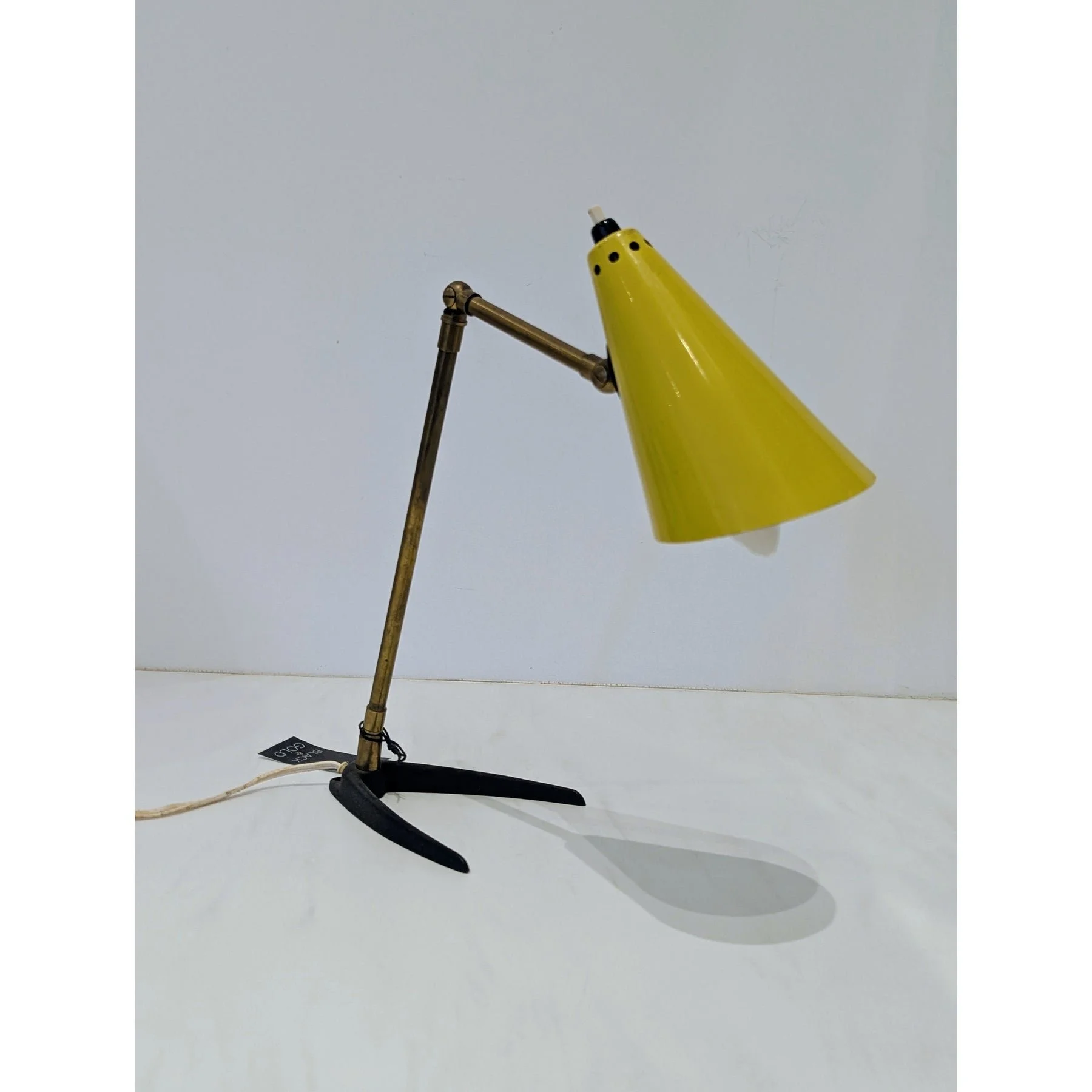 1950s-stilnovo-brass-and-yellow-metal-desk-lamp-0672.jpeg