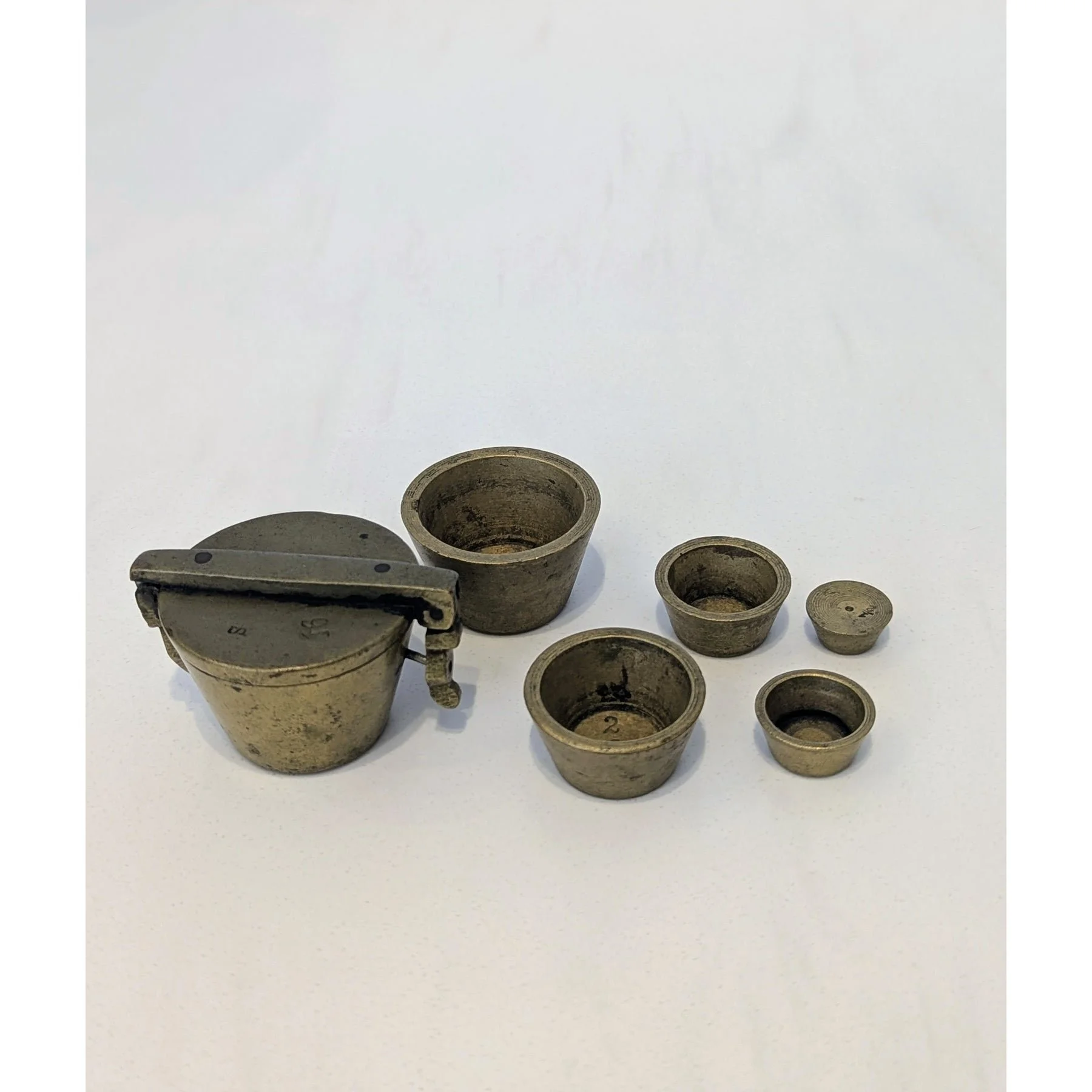 19th-century-brass-nesting-apothecary-weights-0316.jpeg