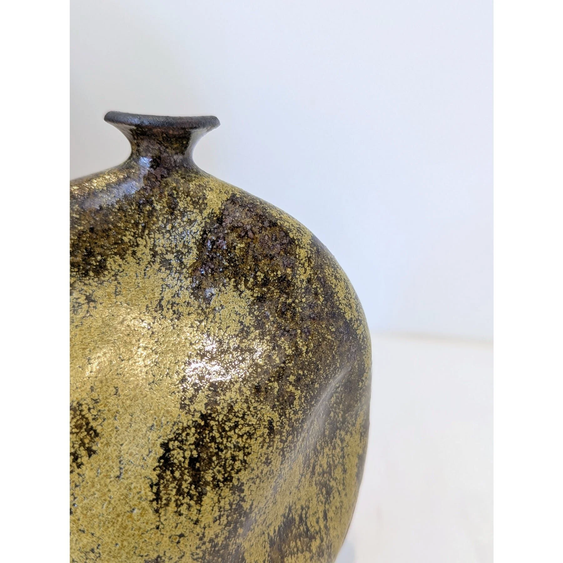 signed-james-berloff-olive-drip-stoneware-vessel-organic-modern-form-c-1960s1980s-9491.jpeg