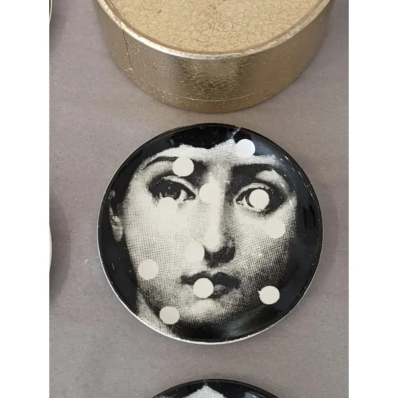 tema-e-variazioni-pietro-fornasetti-themes-and-variations-coasters-with-original-gold-box-9975 (1).webp