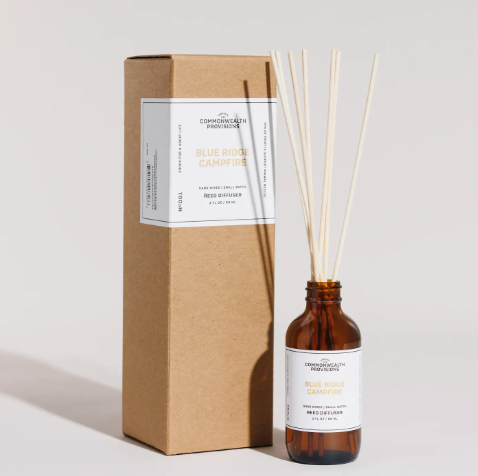 Experience cozy, flame-free relaxation anywhere in your home with this premium amber glass reed diffuser packaged inside a minimalist, gift-ready kraft box.