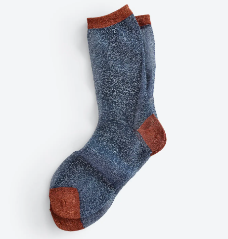 Add a touch of refinement to your wardrobe with our Broadway socks in Blue.