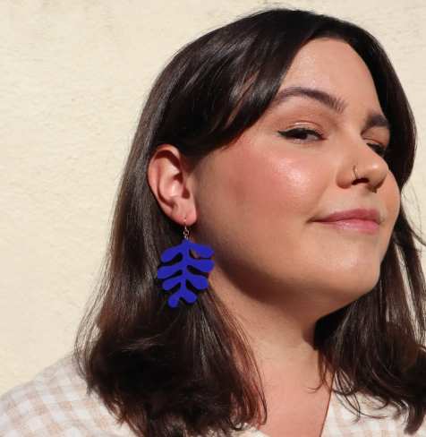 Show off your artistic style with the striking Lapis Sango Earrings, a lightweight acrylic design suspended from hypoallergenic gold-filled hooks.