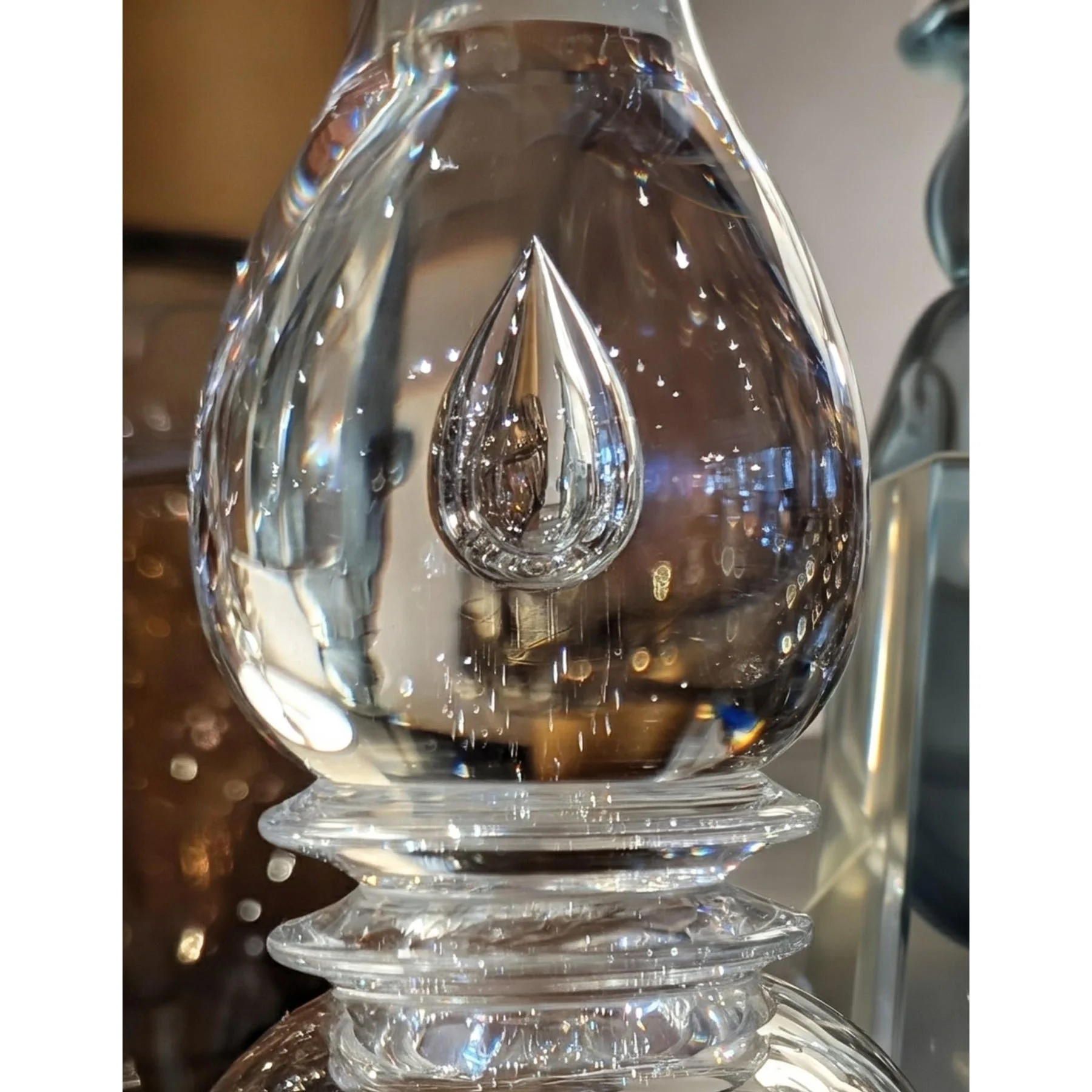 steuben-crystal-baluster-candlestick-with-air-trap-detail-4713.jpeg